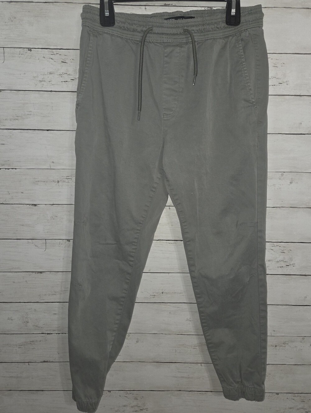 Men's ZARA Olive Green Elastic Waist Jogger Pants Pockets Medium Logo On Back